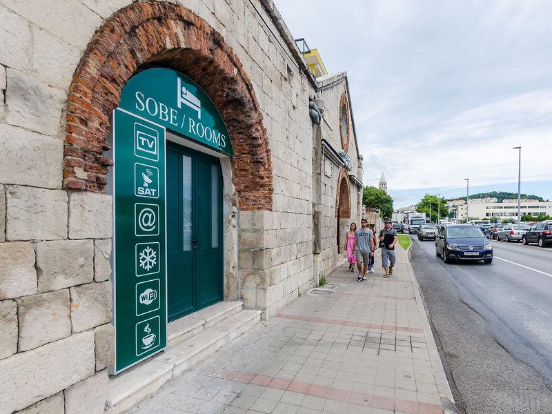 CFAFFCE03EA968C4AE32F31F9882B457