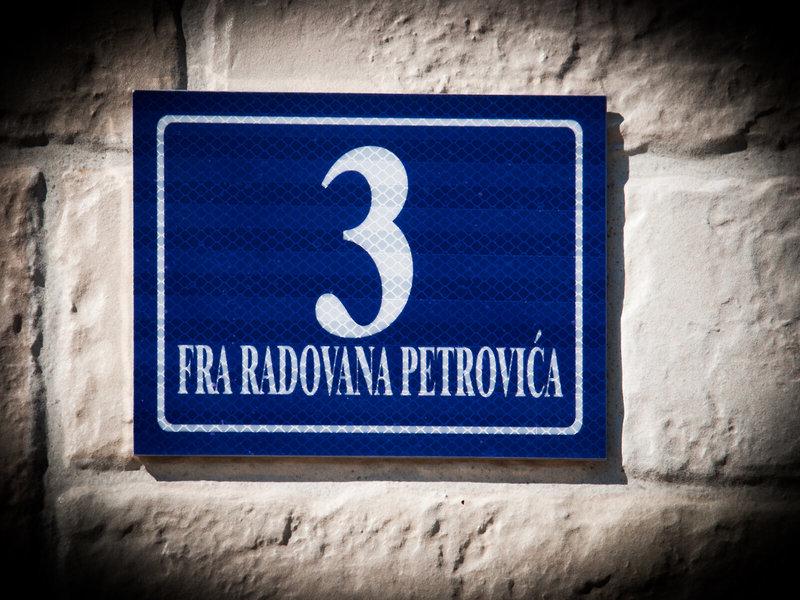 F906E47BDC1D0923DE84237C4249EBDF