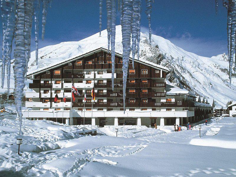 C8F33B07F58E5640A925D00A955B75C8