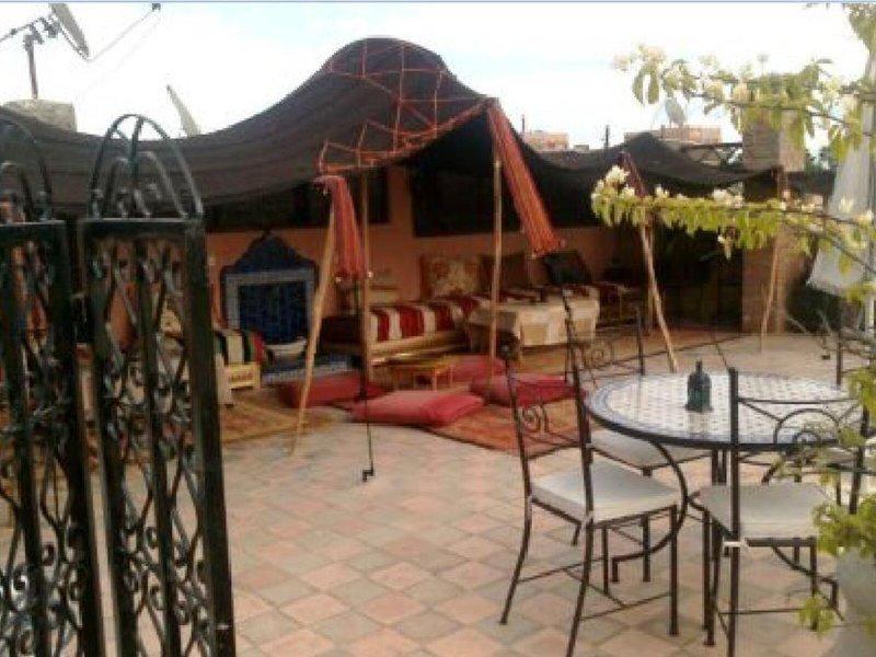 8E9A20D822A833061B3971B098F66538