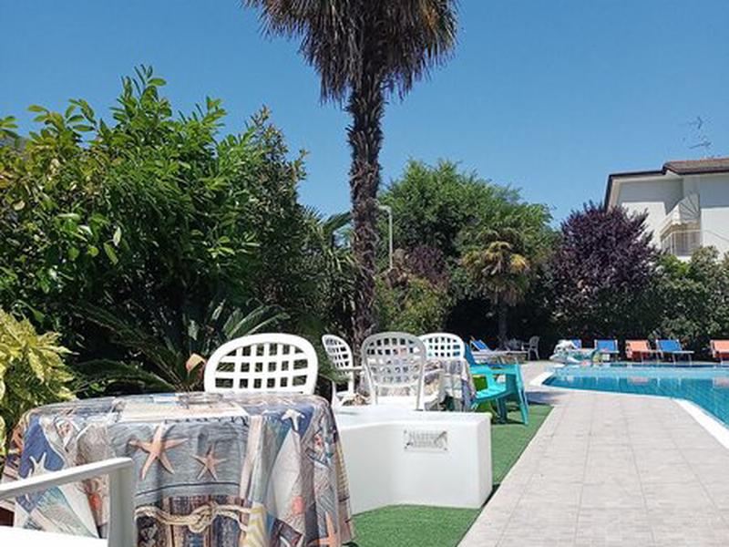 4562A9CF6618901B9C38667BD7644545