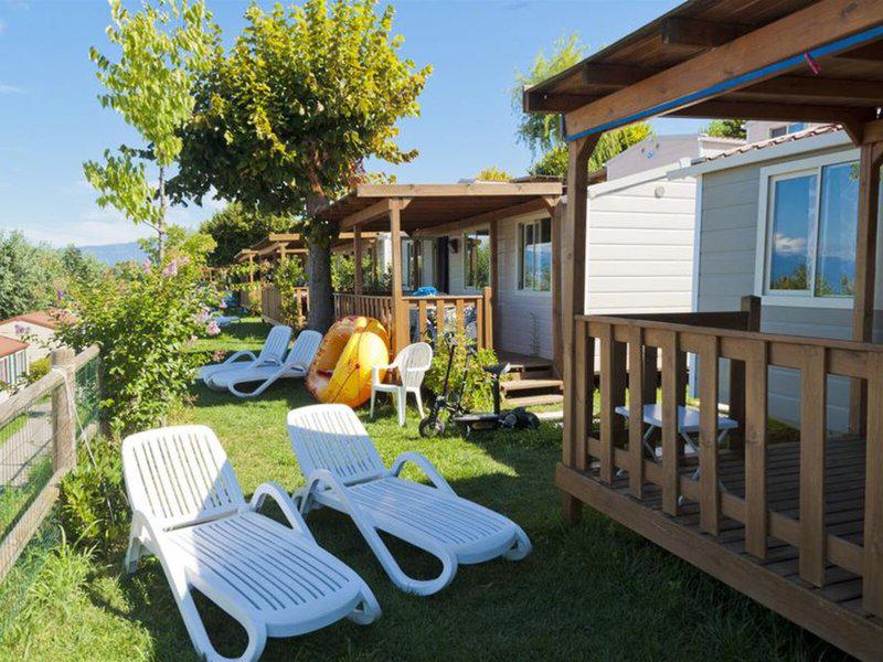 A0F21A93090417F120F885C3575D3B19