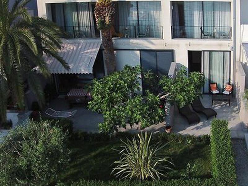 C356C2700A90A4BE24FE08F3C26AF8A2