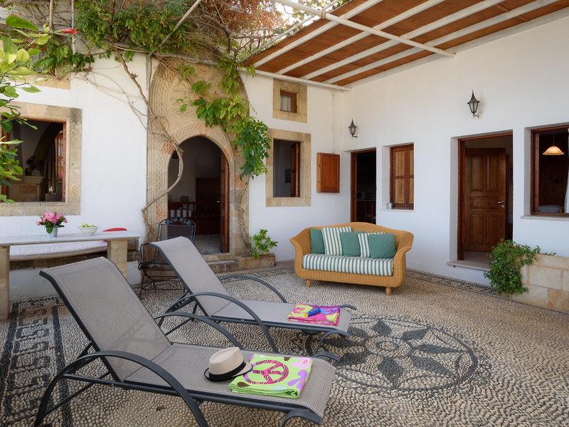 15217222740C8F8E3412A8040A0B9F0C