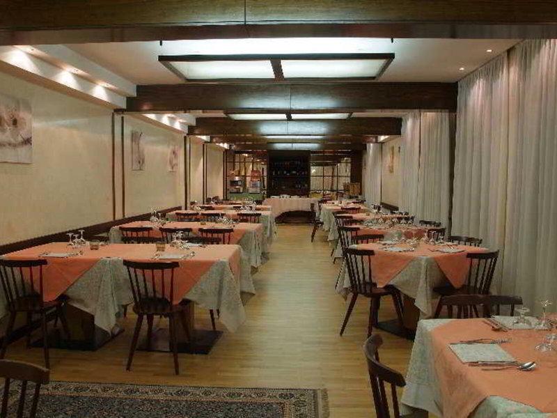 7A018FAF8719B118A4834325325E9B1A