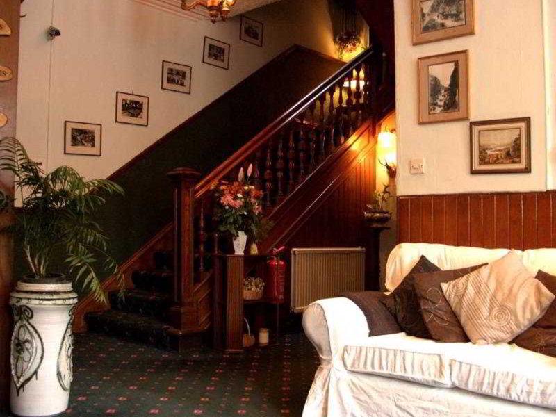 24A8A8E5EC1C3822851C3FB00A8DEB82