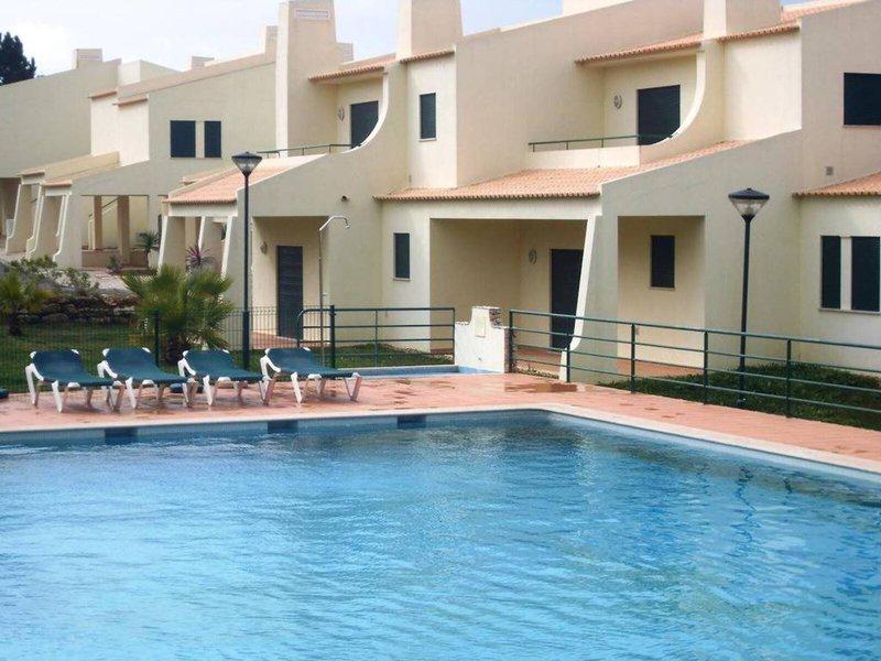 BC11480CF2C2982C574E0EEFB4015E77