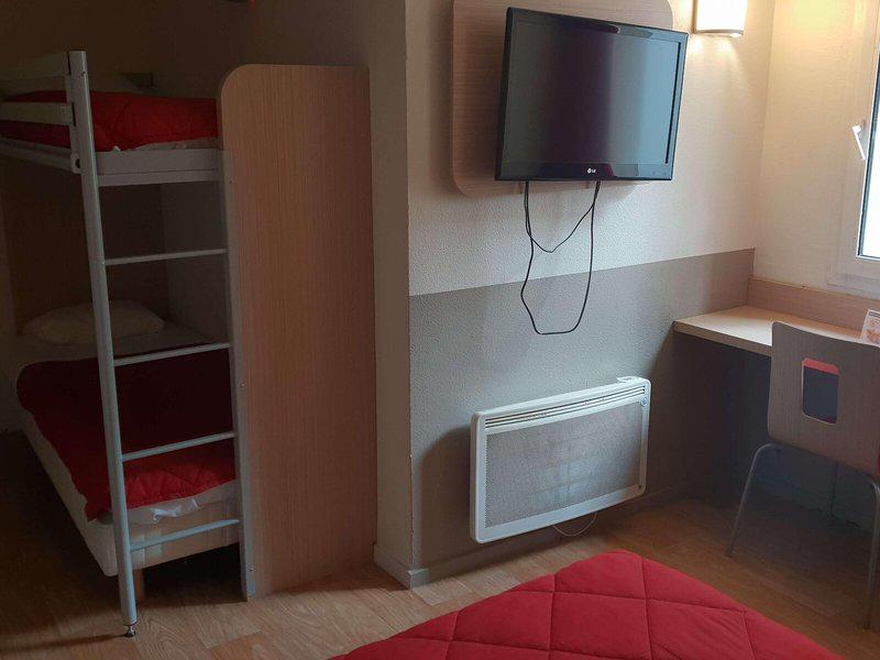 82917BC6E8C0DA2483A323EC8C16A7C2