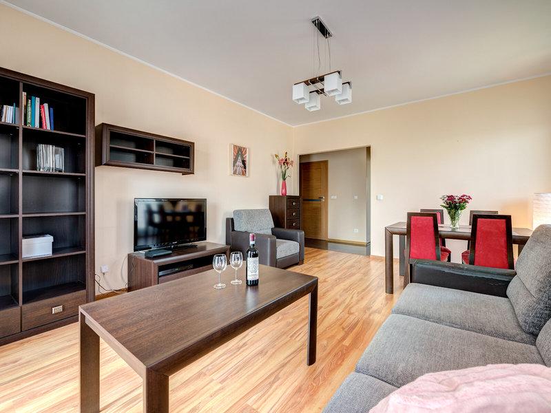 7A862E4797F1E8EF3A2D295889765A48