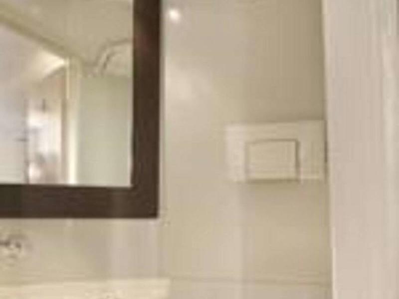 9D0E56DB75E9507B5BA6FCB6850B012E