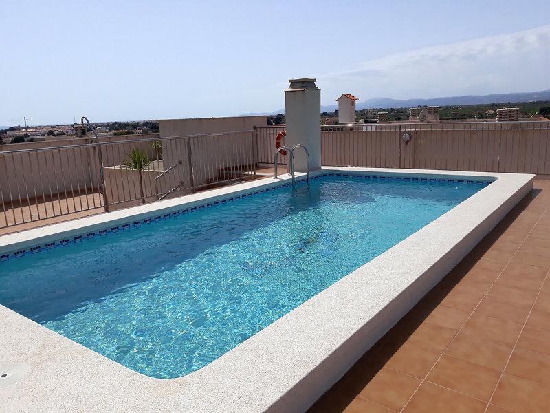 EE3FFA7D5F11344E6AD339AA418CC67C