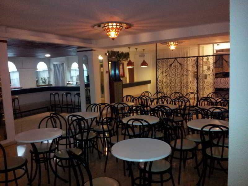 D16477CB90EABBA6B79BA88D3A296DA3