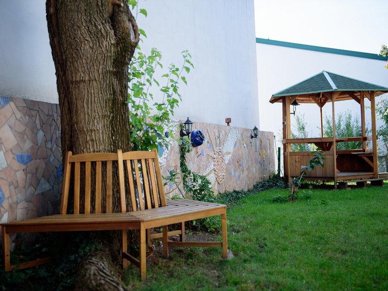 98E611B6E2F1D331332951AD36047BB1