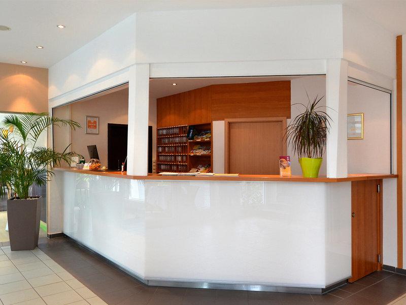 72D37DD088A94176BF31A0BC325B61D4