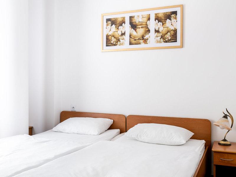 48ACEE22A593CC731A7A3F1A084C6E80