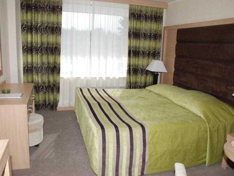 B6A25E1B3495F130BF8849FD06717022