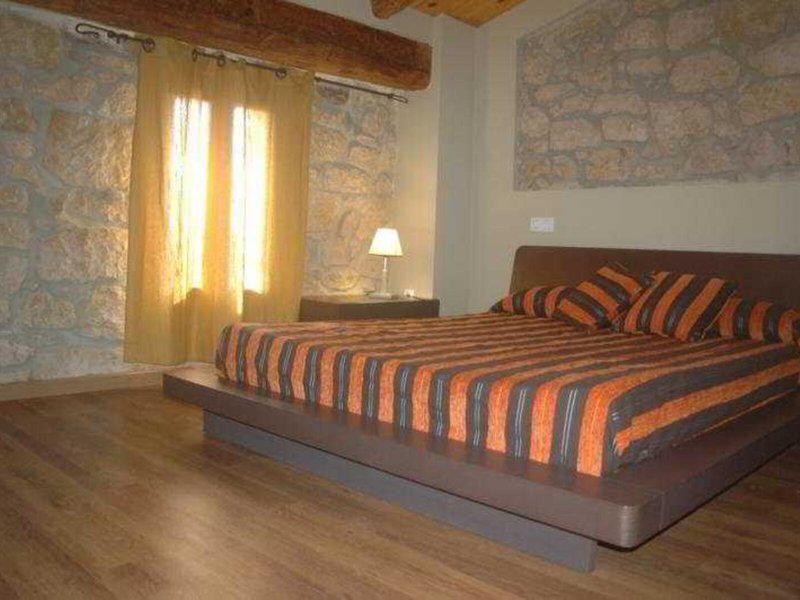 77EFB577515A29F86D04B6DA7E82DF5C