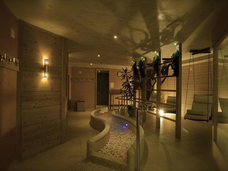 6B18F412FA21354BEB2FB9868BD0A02B