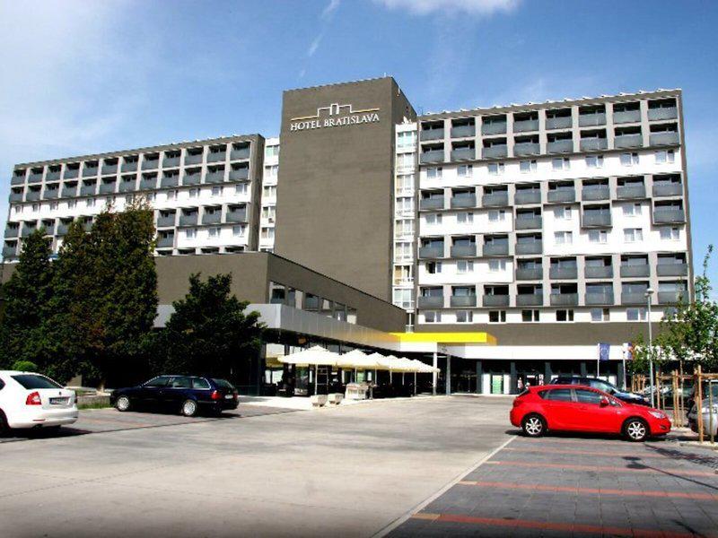 2DCC3895E11365F27371249EA0BDB57C