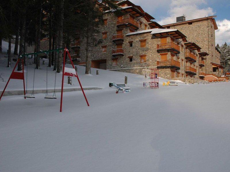 FB13F5DC2A456AAEABA982D841DA0993