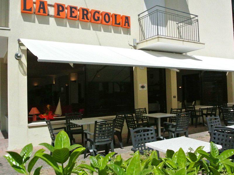 2CDE5569018FAAD36FA0C37F303B0A35