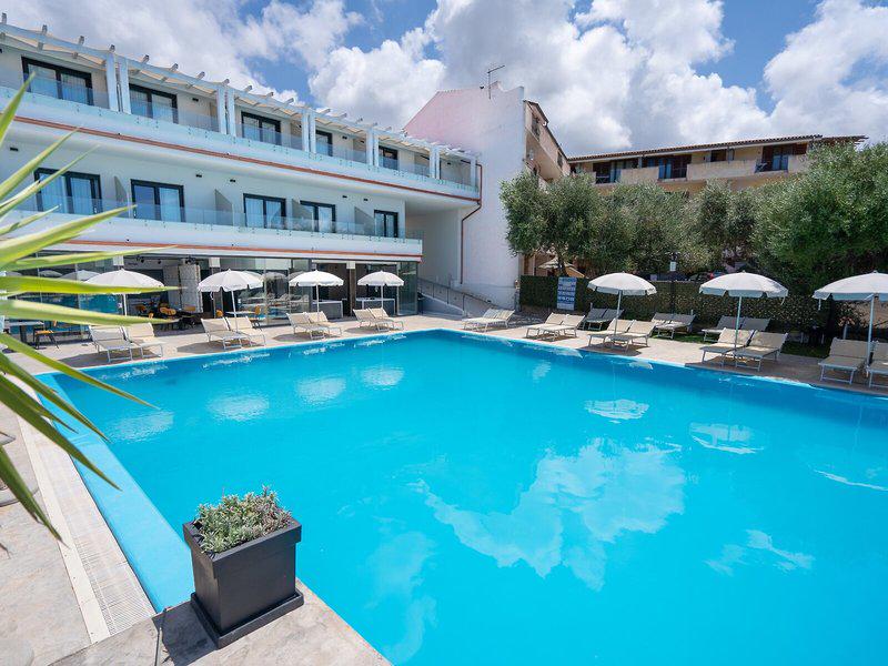 EDF0D2E3C520DA227D38E6CBEE2FCD0C