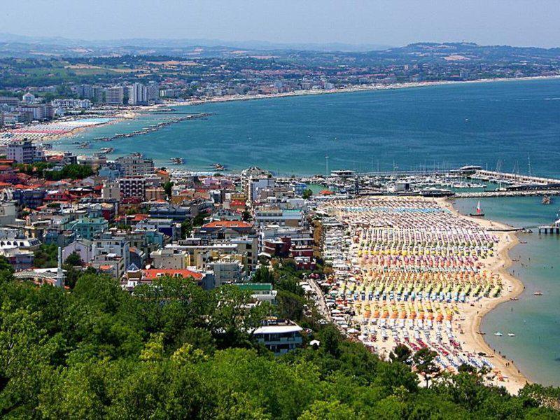 006B8A38E2B0BDC3A1BE515A605577B5