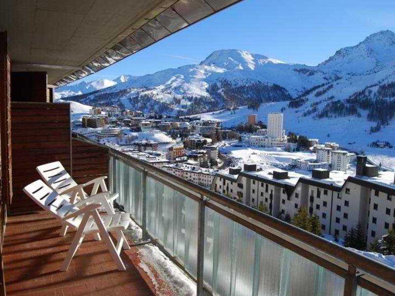 B99BA47D71684D8D0E9BD728A72D1315