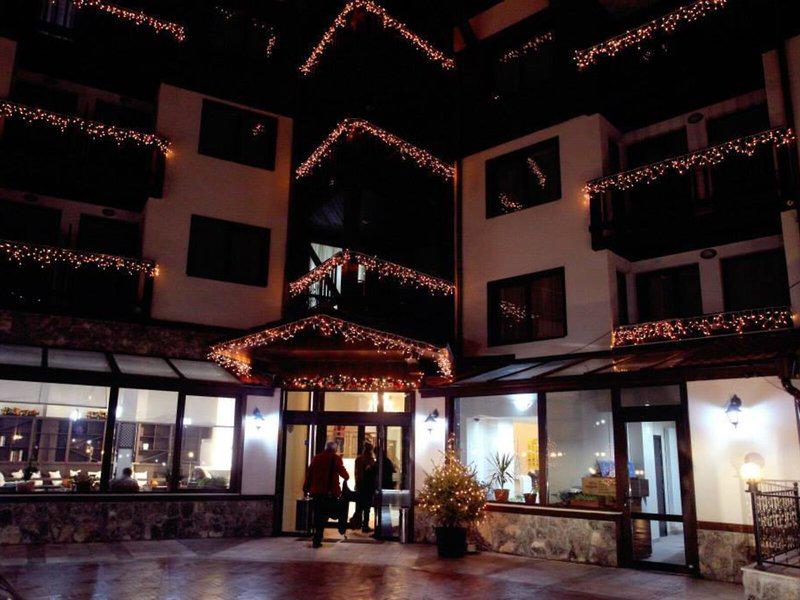 74093A9D8542FC2FCD4FF4AB21813020