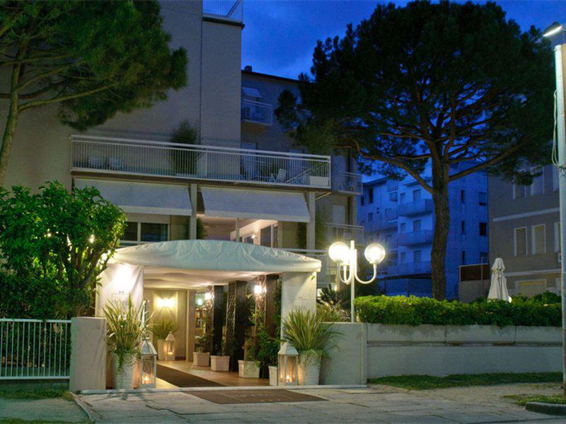 E4EA39A58745D575F4CFD2F0027801F3