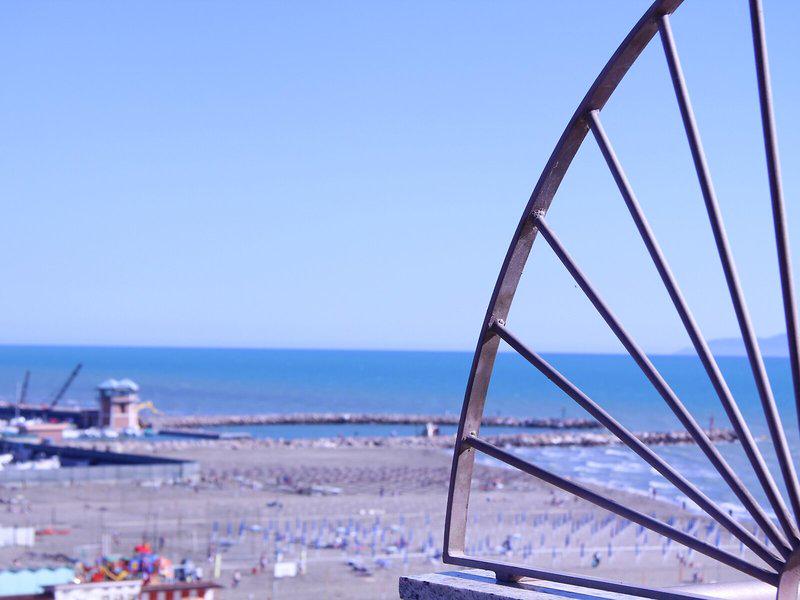 00CE0F463EEC8ADC6E824D651BE6C881