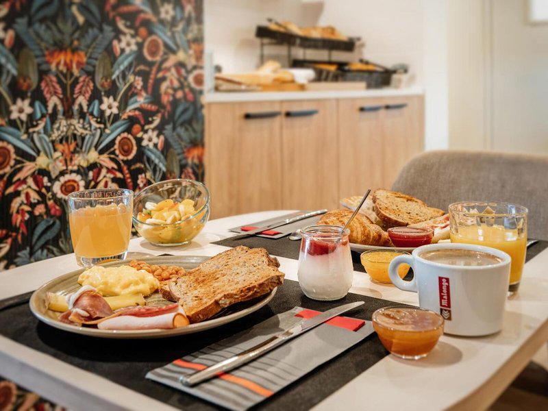 B89C4A862DE1F8883FC79EB7A9AE8B80