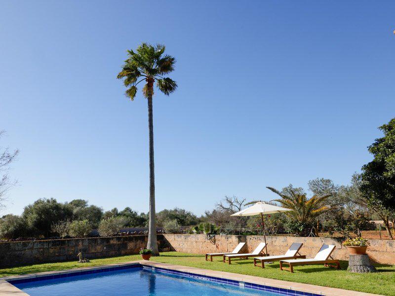 67BBB39679C5A409D315BC1C04F0F3CE