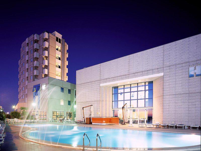 E8D76FD7EAA42DAF77926C784321B464