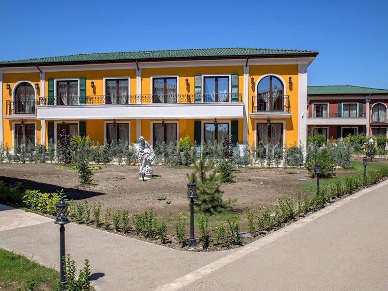 F63052DEA2C26BF5536B650DD4ADA9E8