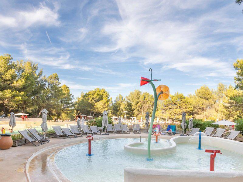 17F4B4E7219359F15EE8EA4E7C5473F0