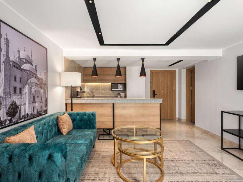 FCE9154F25EC36DE407E5073E6DCB8EA