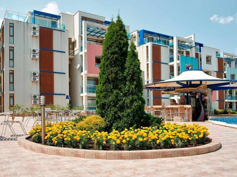 090F21CB30330D8C3917F01A2A68F350