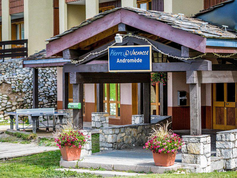 877678FD56A84B104C4E71D5965B3F25