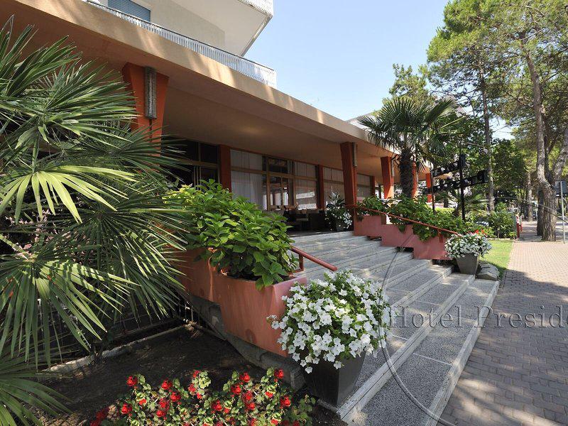 B3643269E169211D6E9E535361EECFF5