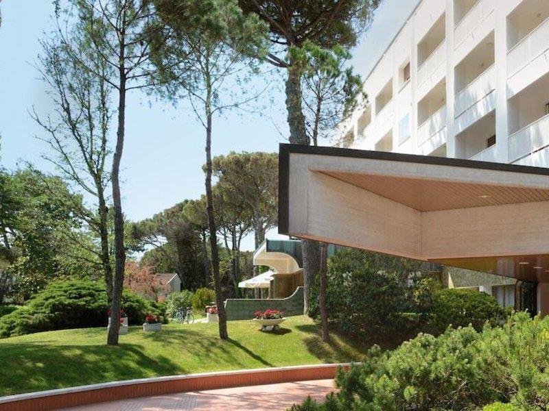 28DE8CFEB3F7425DFD026761636285F1