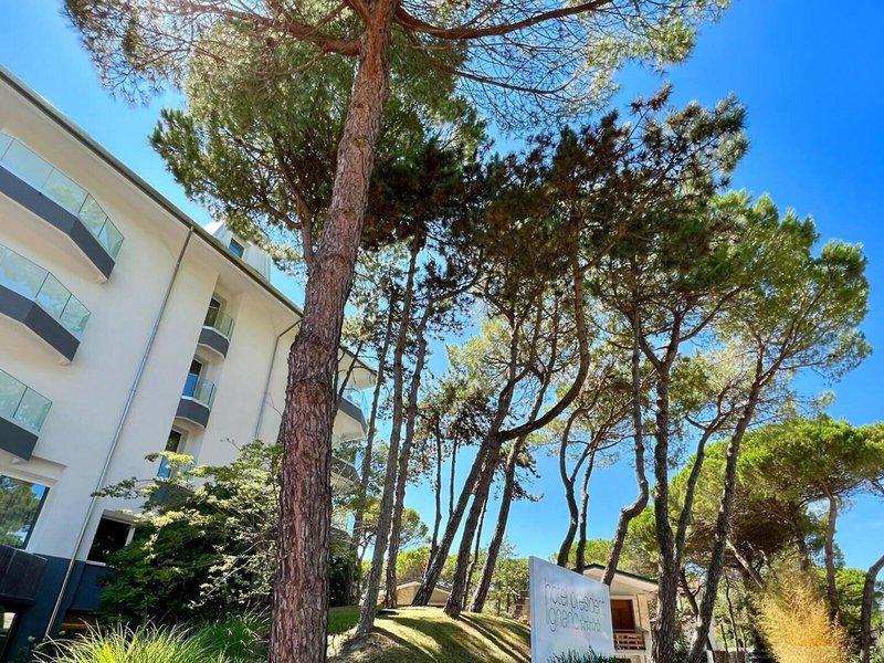 43003B5AAE7551F926FB51287302552D