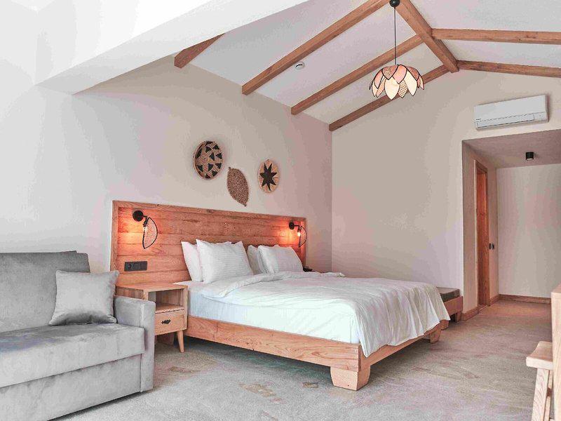 10B4DE5B4420D70F7581F52BB76CDC12