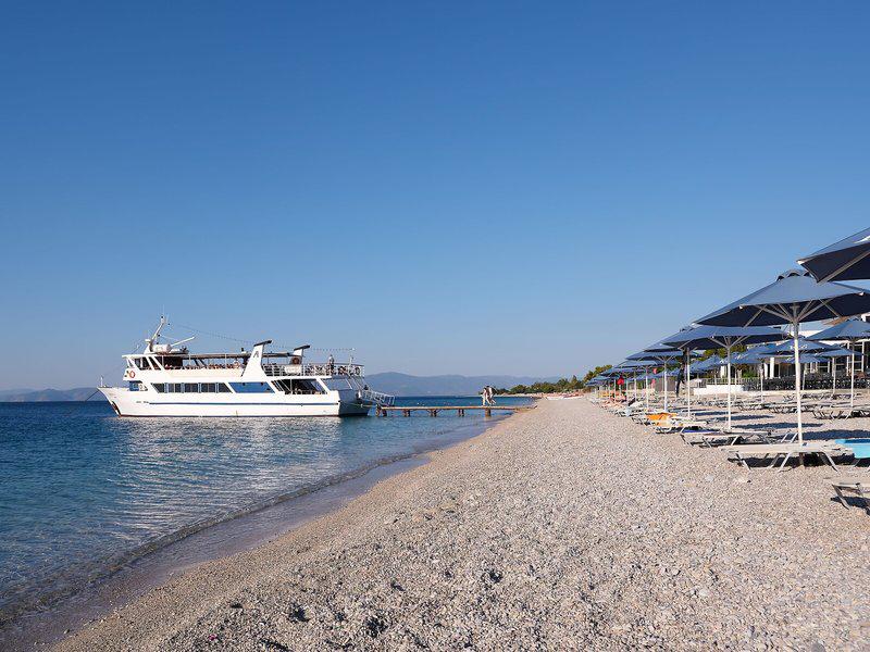 Comer Kinetta Beach