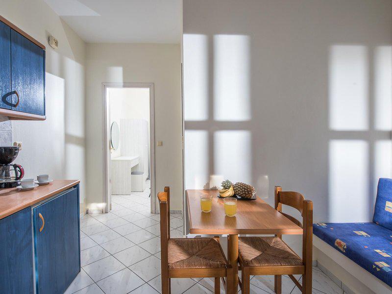 46F45FA08A355EA16506596B1906E807