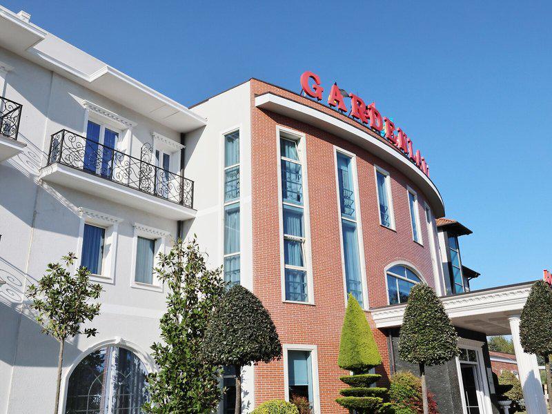 Gardenland Resort
