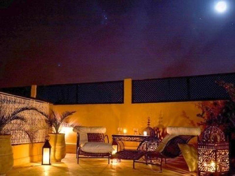 D6835354F54C447092A28F729B6AD99A