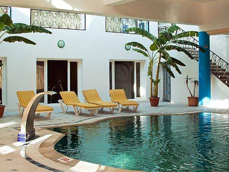 93F5F2FFD13DD65B1E4E7DB83D05A32B