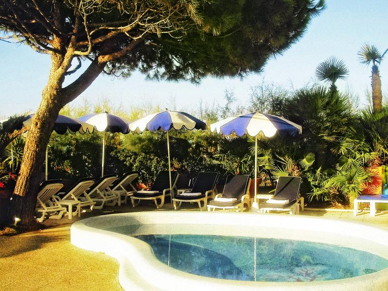 F7610D79A069ED6079C2A8C518F8229B