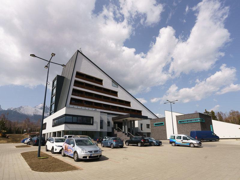 0FBF1ACBE49B1C9E2417D183F4974003